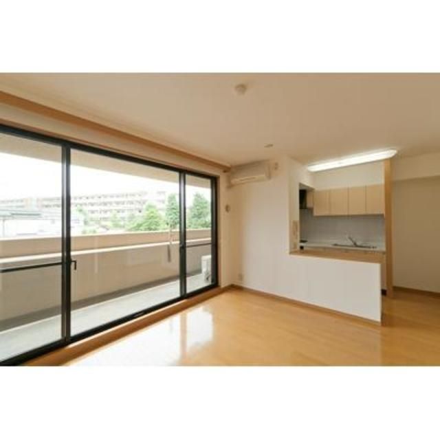 居室・リビング　※写真は同タイプ住戸