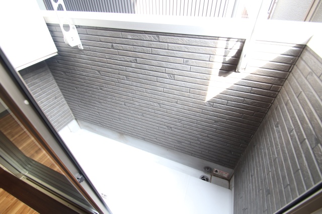 バルコニー　※別室の参考写真の為、現況優先です。