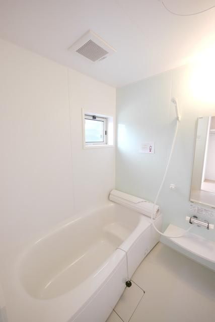 バス・シャワールーム　※類似タイプによる完成イメージです。