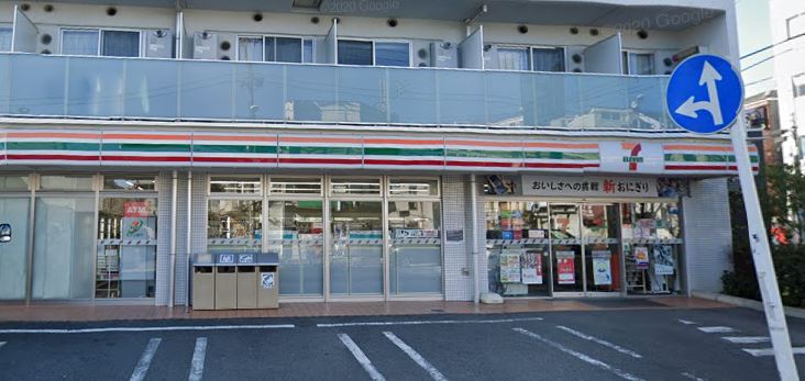コンビニ　セブンイレブン 板橋東新町1丁目店（コンビニ）まで198m