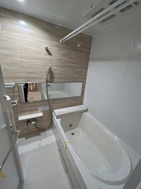 バス・シャワールーム　★追い焚き・浴室乾燥機付き★