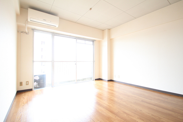 居室・リビング　別室の参考写真です。※現況優先