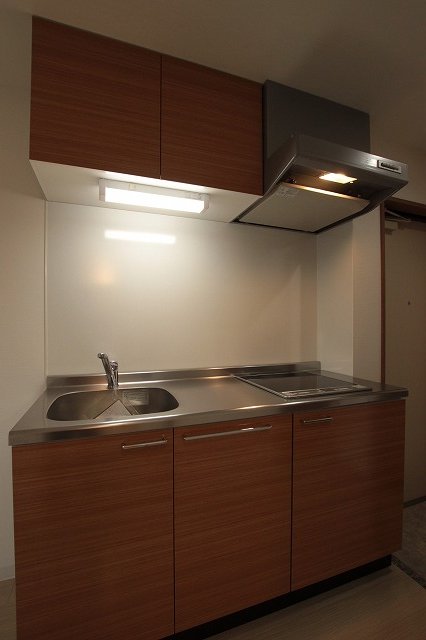 キッチン　同物件別号室