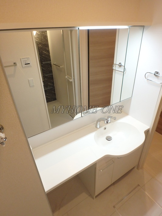 洗面設備　独立洗面台