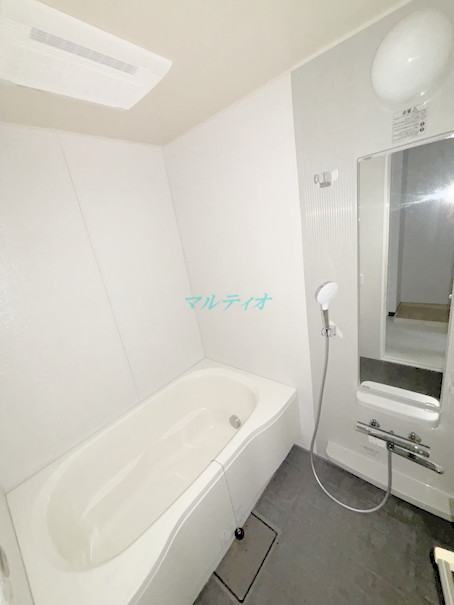 バス・シャワールーム　浴室