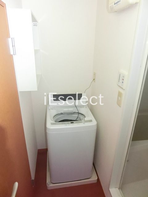 洗面設備　洗濯機もございます
