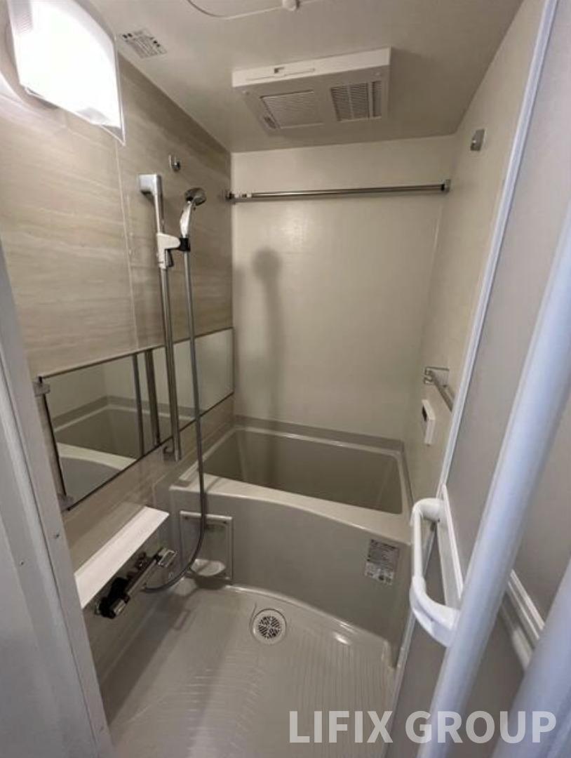 バス・シャワールーム　風呂