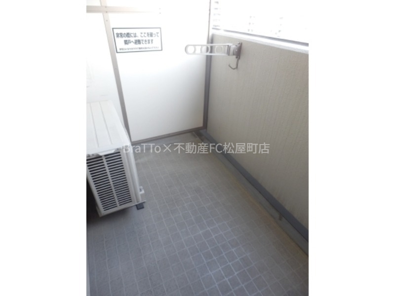 バルコニー　バルコニー