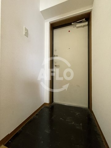 玄関　エルフラット海老江　玄関