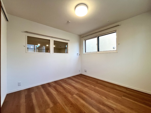 その他部屋・スペース　☆２面採光で明るく風通しの良いお部屋☆