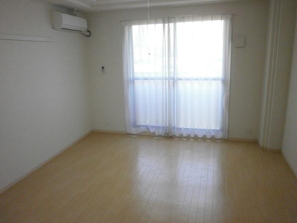 居室・リビング　同仕様写真