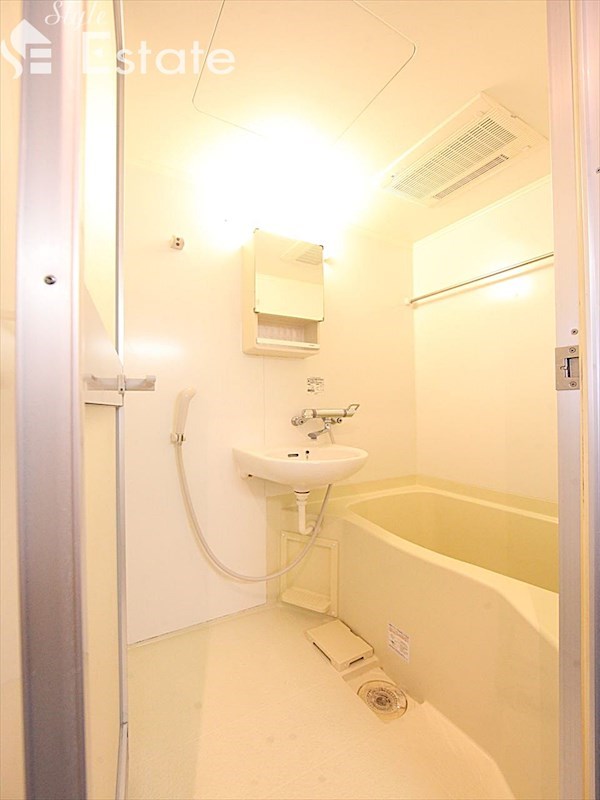 バス・シャワールーム　バスルーム