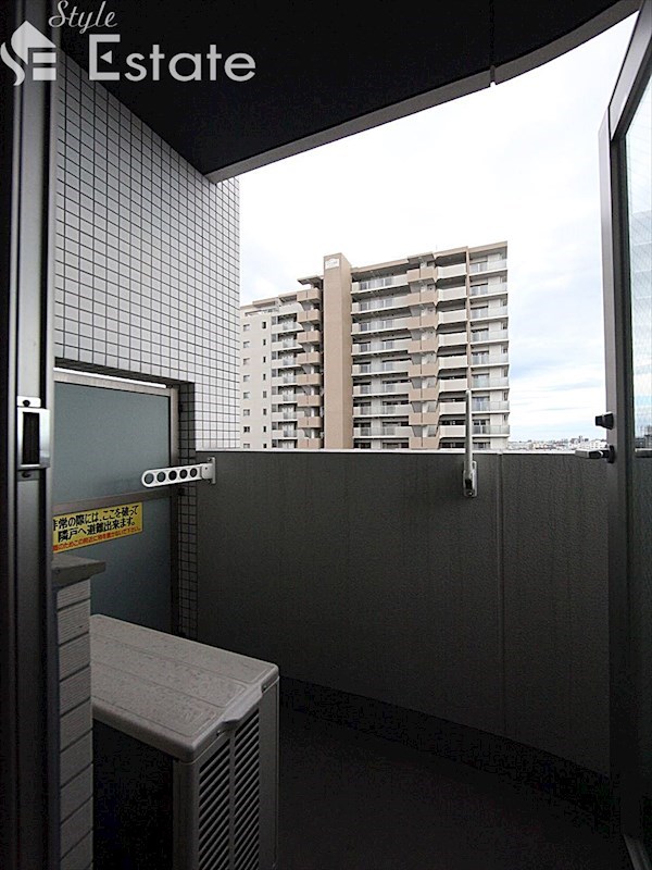 バルコニー　バルコニー