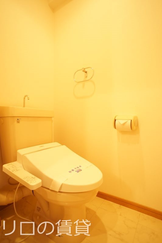 トイレ　別号室