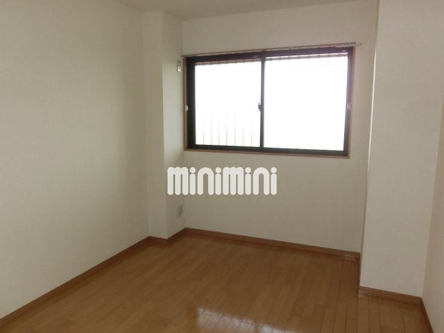 その他　寝室として最適な６帖の洋室です