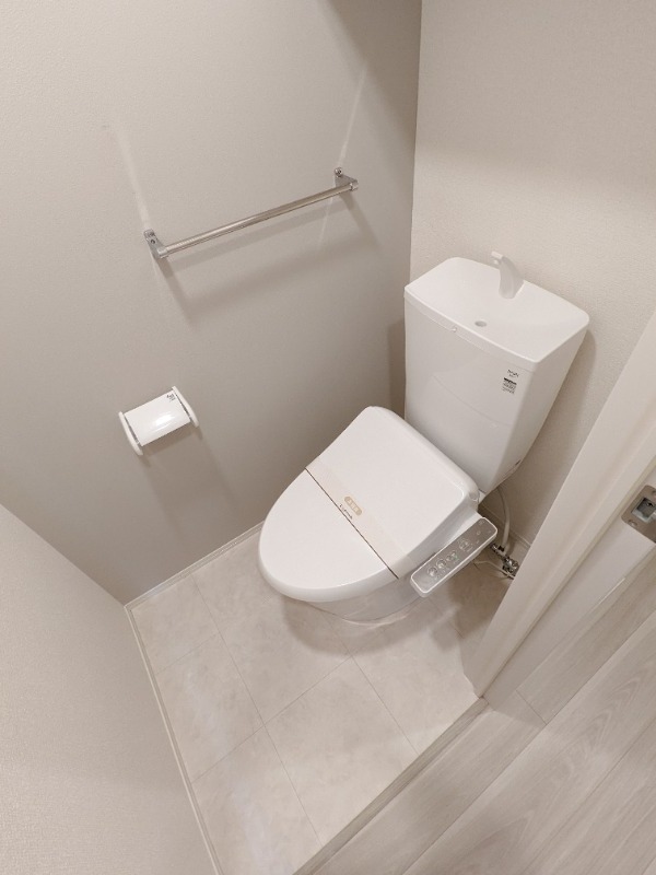 トイレ　図面と現状に相違がある場合には現状を優先