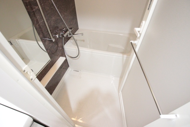 バス・シャワールーム　※別室の参考写真の為、現況優先です。