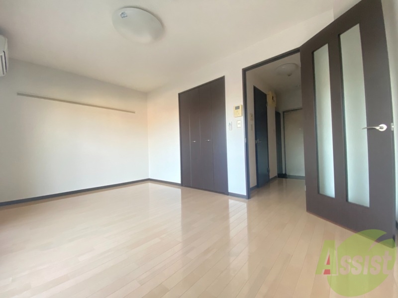 居室・リビング　７．８帖のリビングです。伸び伸び出来そうですね。