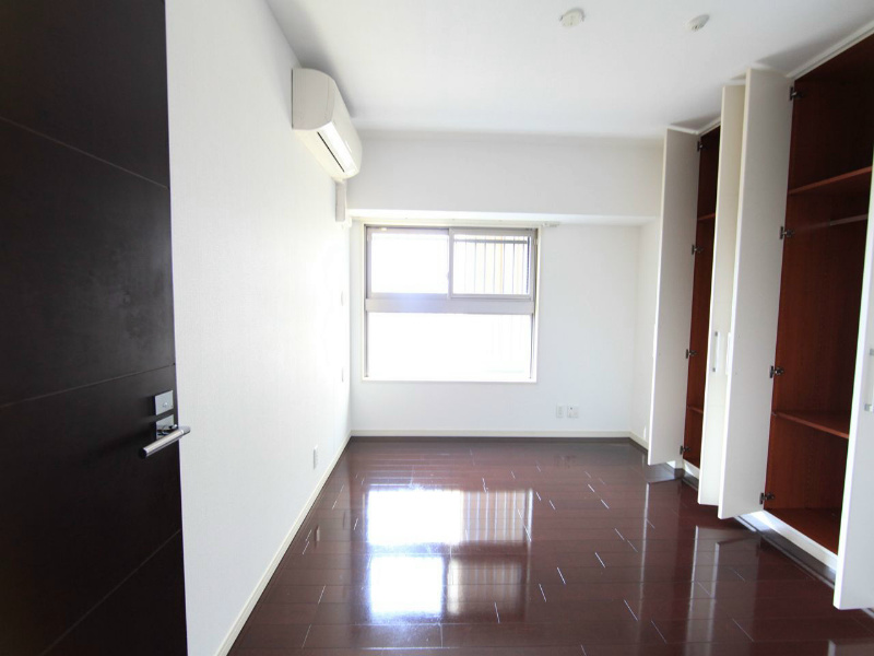 収納　洋室6.5帖　クローゼット（収納充実してます）