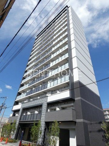 建物外観　鉄筋コンクリート造15階建て