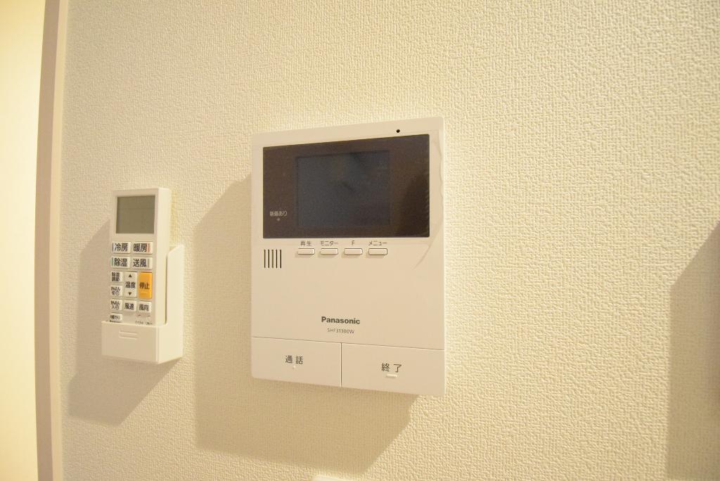 セキュリティ　カメラ付インターホン