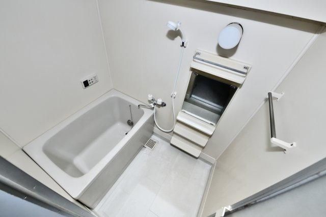 バス・シャワールーム　※同建物　同タイプ間取り　施工イメージです　現況優先