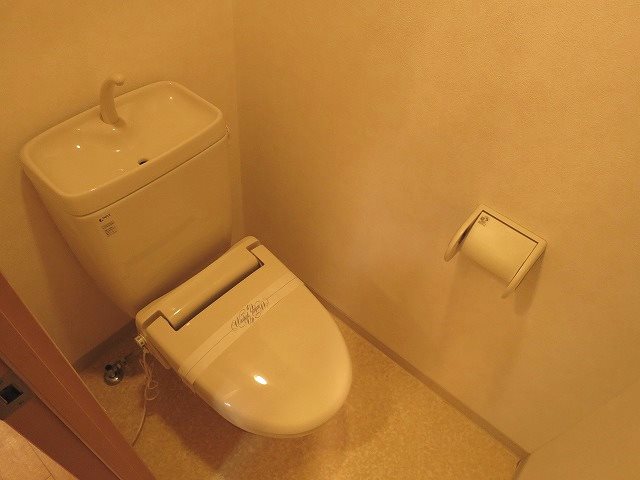 バルコニー　類似タイプ参考写真掲載。