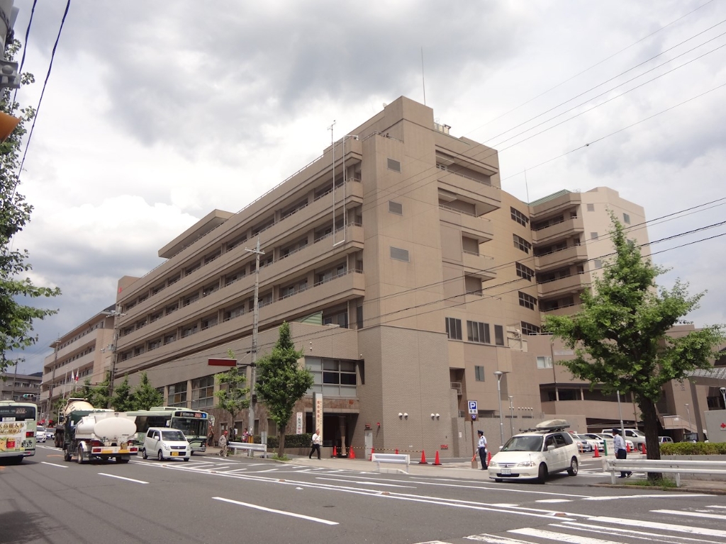 病院　京都第一赤十字病院（病院）まで605m