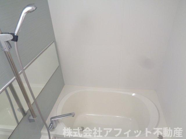 バス・シャワールーム　浴室換気乾燥機