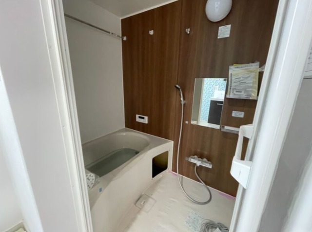 バス・シャワールーム