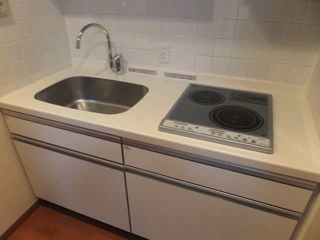 キッチン　システムキッチン2口コンロ