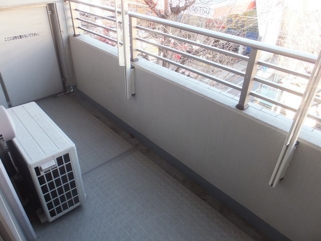 バルコニー　バルコニー