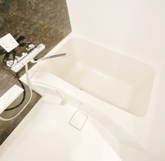 バス・シャワールーム　別部屋同仕様タイプ