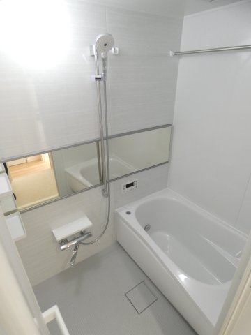 バス・シャワールーム　バスルーム