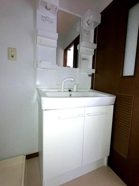 洗面設備　洗面化粧台