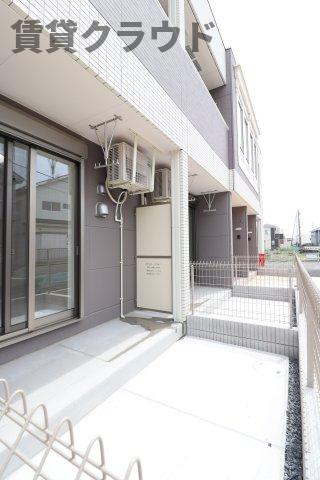 庭　簡単な家庭菜園も楽しめるお庭です