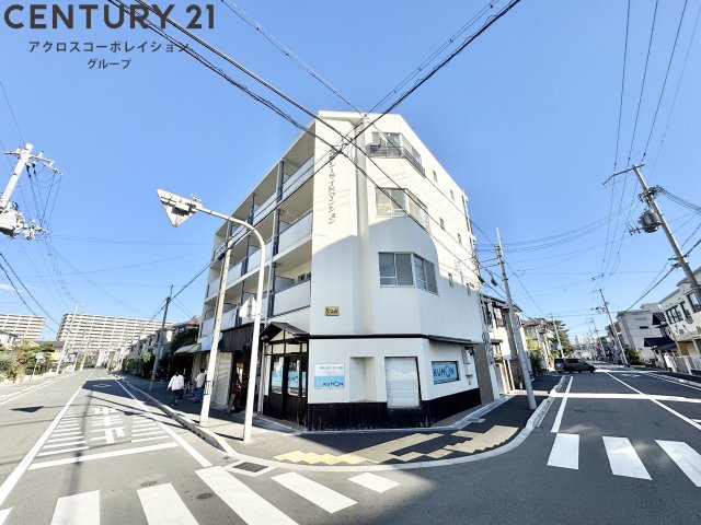 建物外観　敷地内に駐輪場あります！