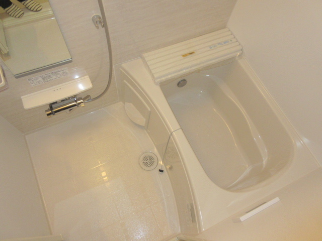 バス・シャワールーム　★追焚付きバスルーム★