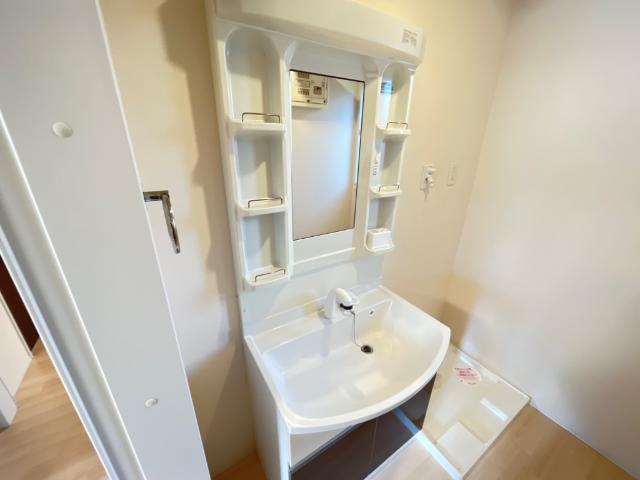 洗面設備　洗髪洗面化粧台