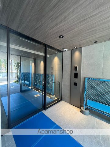 ロビー　ロビー