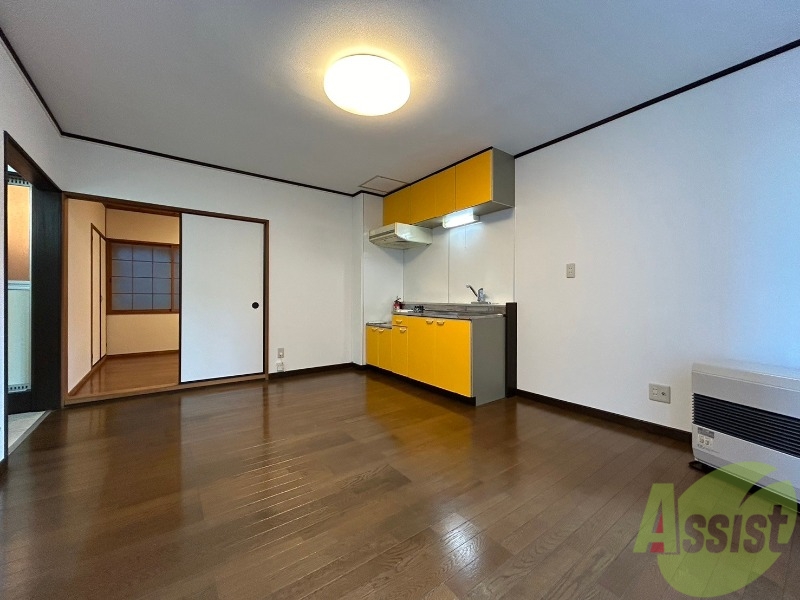 居室・リビング　広々としたリビングですね。使い勝手がよさそうですね！