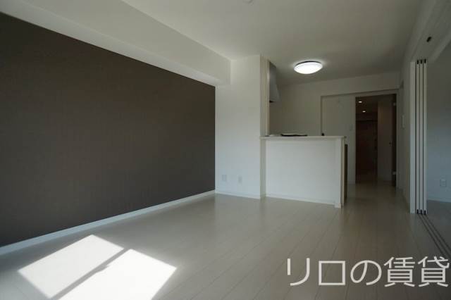 居室・リビング　別部屋