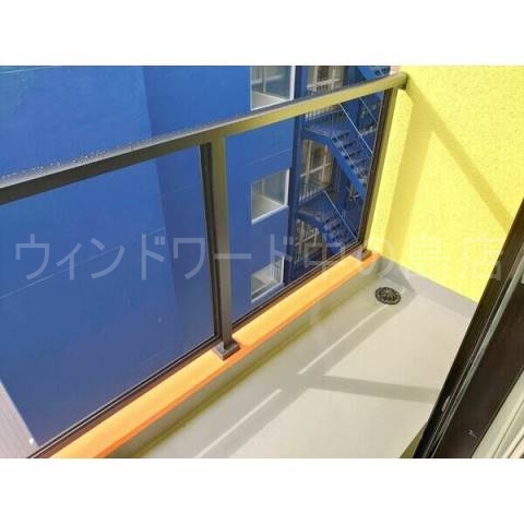 バルコニー　詳細は、ウィンドワード中の島店までご相談下さい。