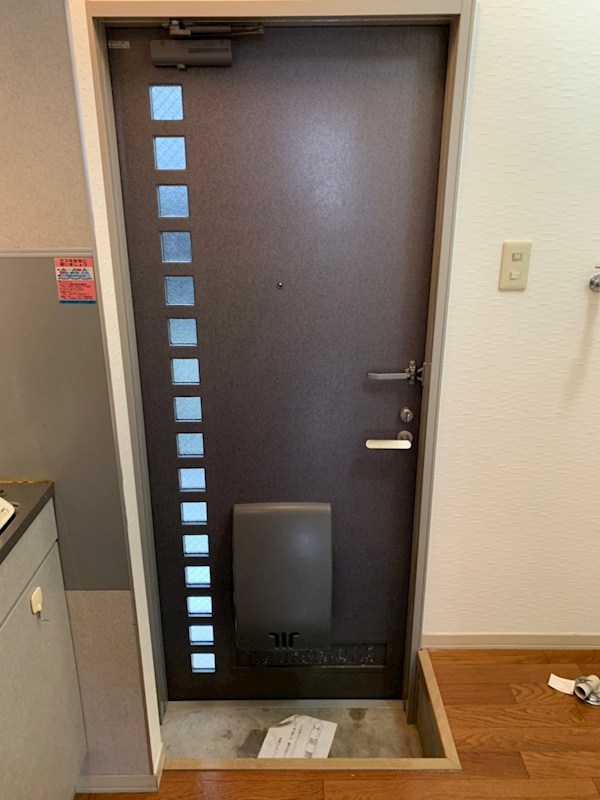 玄関　現況優先