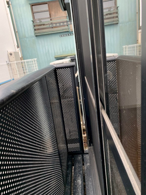 バルコニー　現況優先