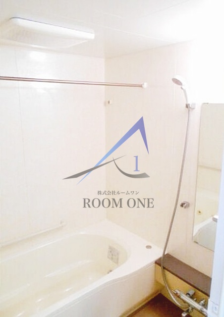 バス・シャワールーム　お風呂です。