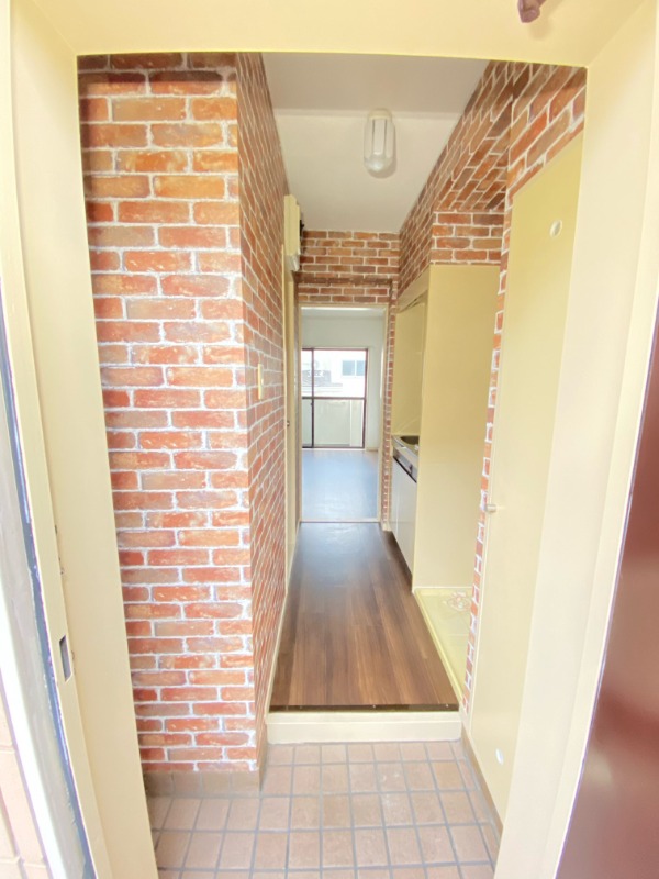 玄関　※他部屋参考写真