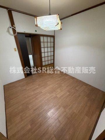 寝屋川市池田2丁目テラスハウスの居間写真