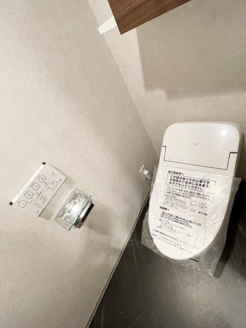 トイレ　嬉しい温水洗浄便座♪