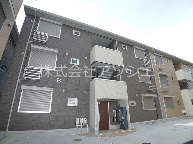 建物外観　ロイジェントパークス草加手代Bのご紹介はアソシエ住まいの窓口